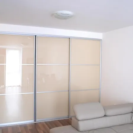 Domus Apartman